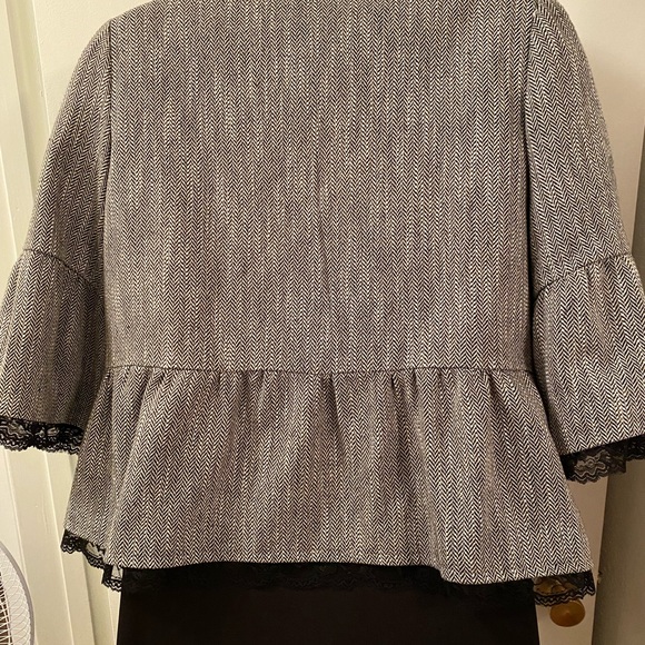 Artifacts brand 1x black/white patterned suit jackets lace trim cute pockets $25 - Picture 4 of 9
